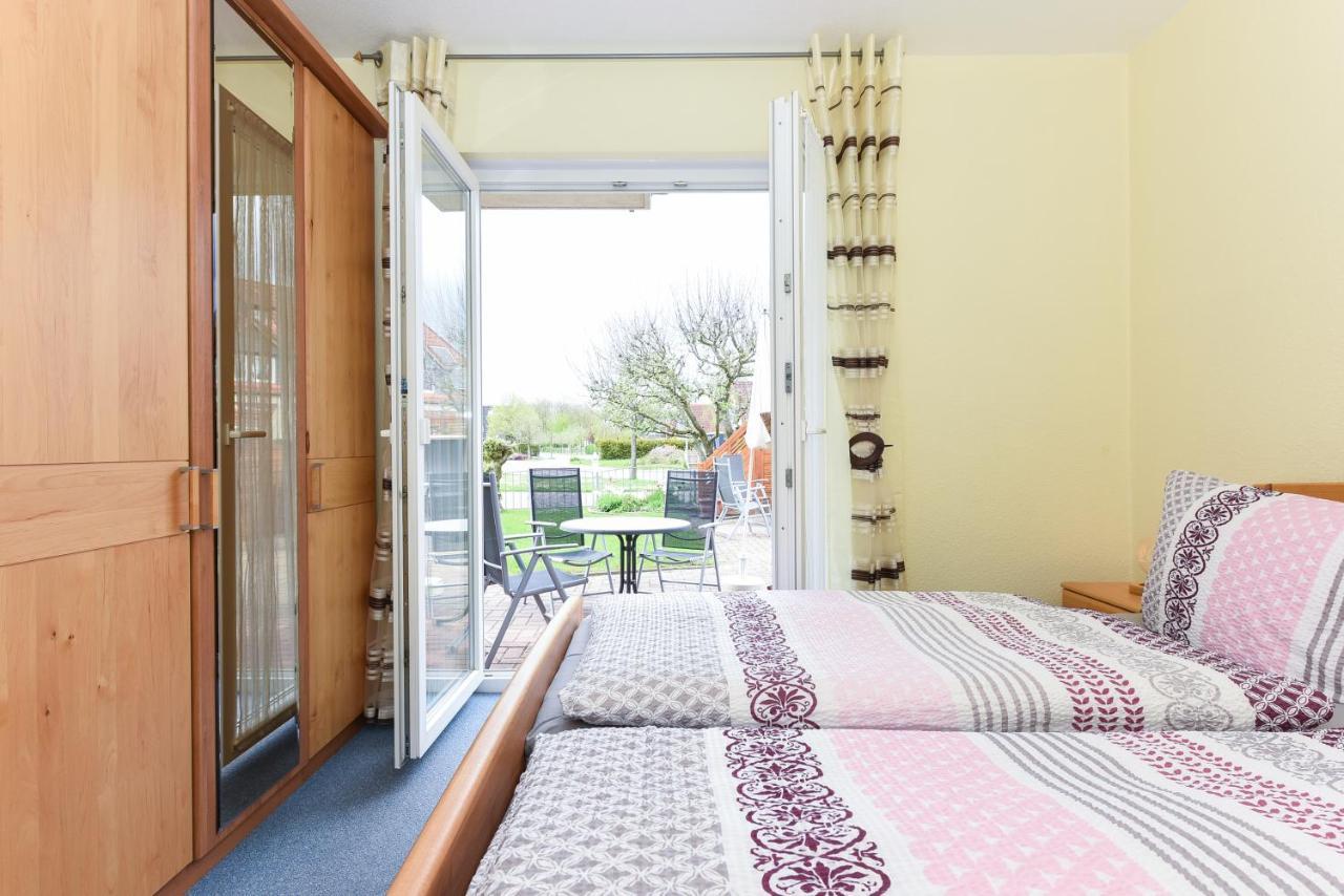 Ferienwohnungen Mit Terrasse Im Haus Seekieker Bensersiel Exterior photo