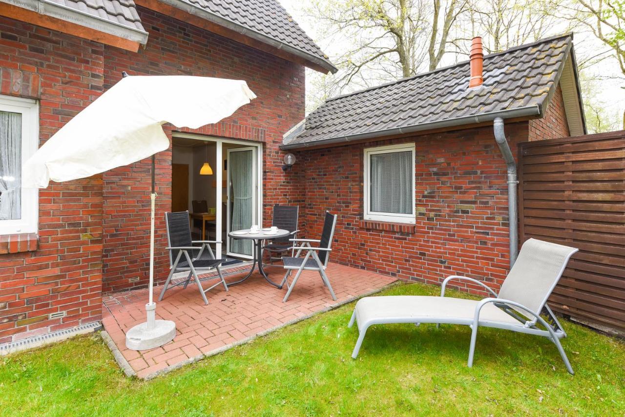 Ferienwohnungen Mit Terrasse Im Haus Seekieker Bensersiel Exterior photo