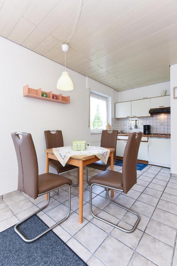 Ferienwohnungen Mit Terrasse Im Haus Seekieker Bensersiel Exterior photo