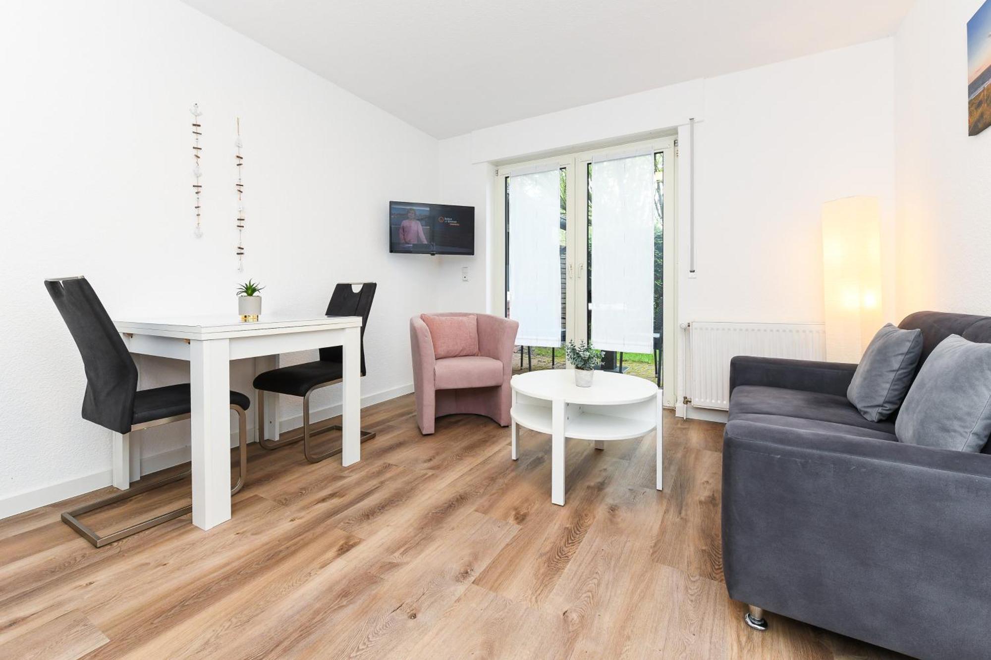 Ferienwohnungen Mit Terrasse Im Haus Seekieker Bensersiel Exterior photo