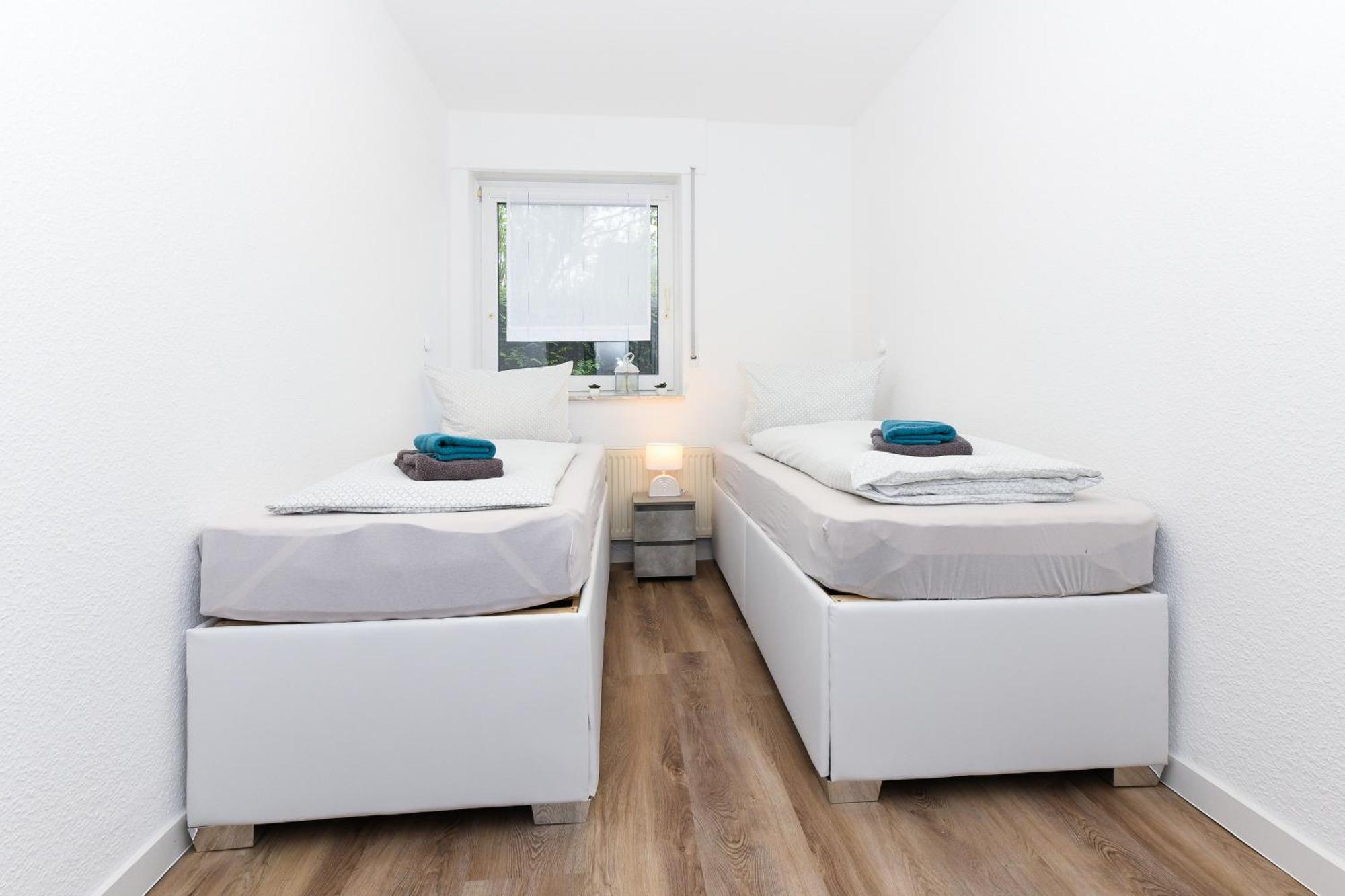 Ferienwohnungen Mit Terrasse Im Haus Seekieker Bensersiel Exterior photo
